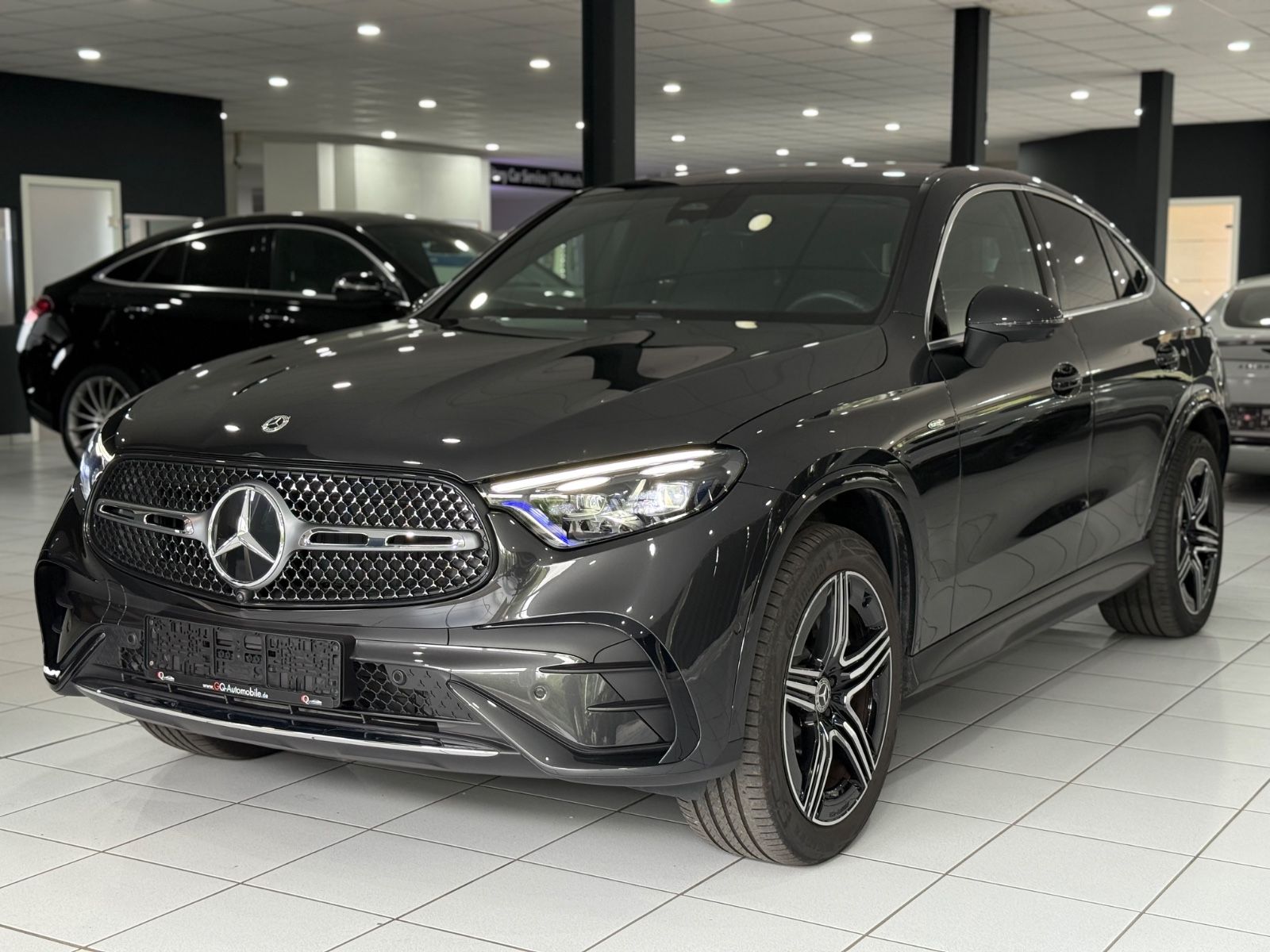 Mercedes-Benz GLC 300e 4M Coupe AMG DISTRONIC PANO MEMORY 360 foto 1