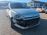 Hyundai i20 Passion - Hyundai i20 Unfallwagen