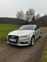 Audi A3 1.8 TFSI S tronic Ambition mit 19er Sommer - Audi A3 mit Benzin-Antrieb: Limousine, 1.8