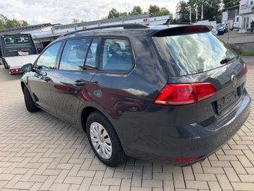 Volkswagen Golf - 4