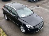 Volvo XC60 Summun T5 AWD NAVI KAM PDC - gebrauchte Volvo XC60 aus dem Jahr 2017