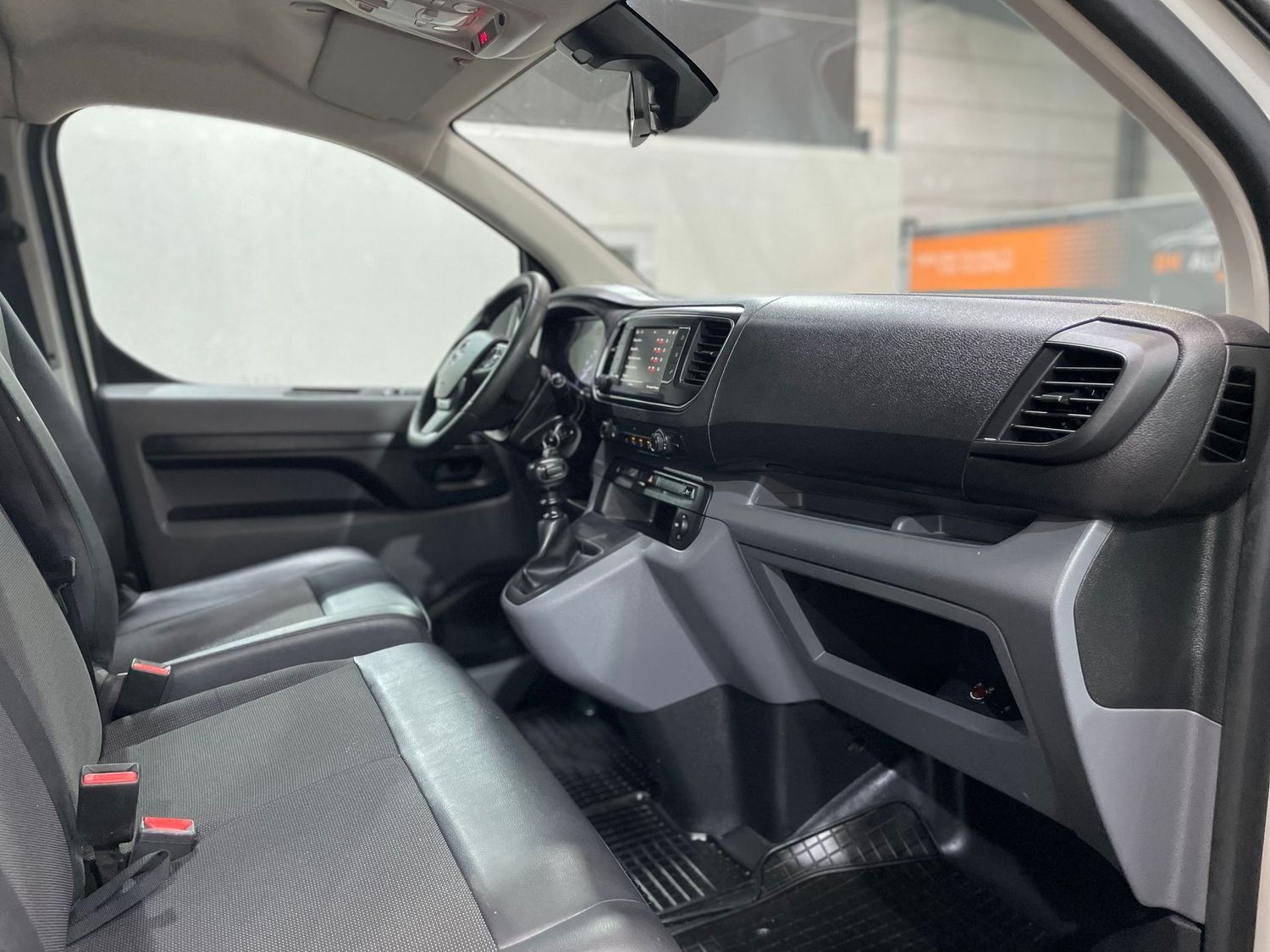 Fahrzeugabbildung Opel Vivaro Edition L(L3) Sortimo#Kamera#Klima#Totwin