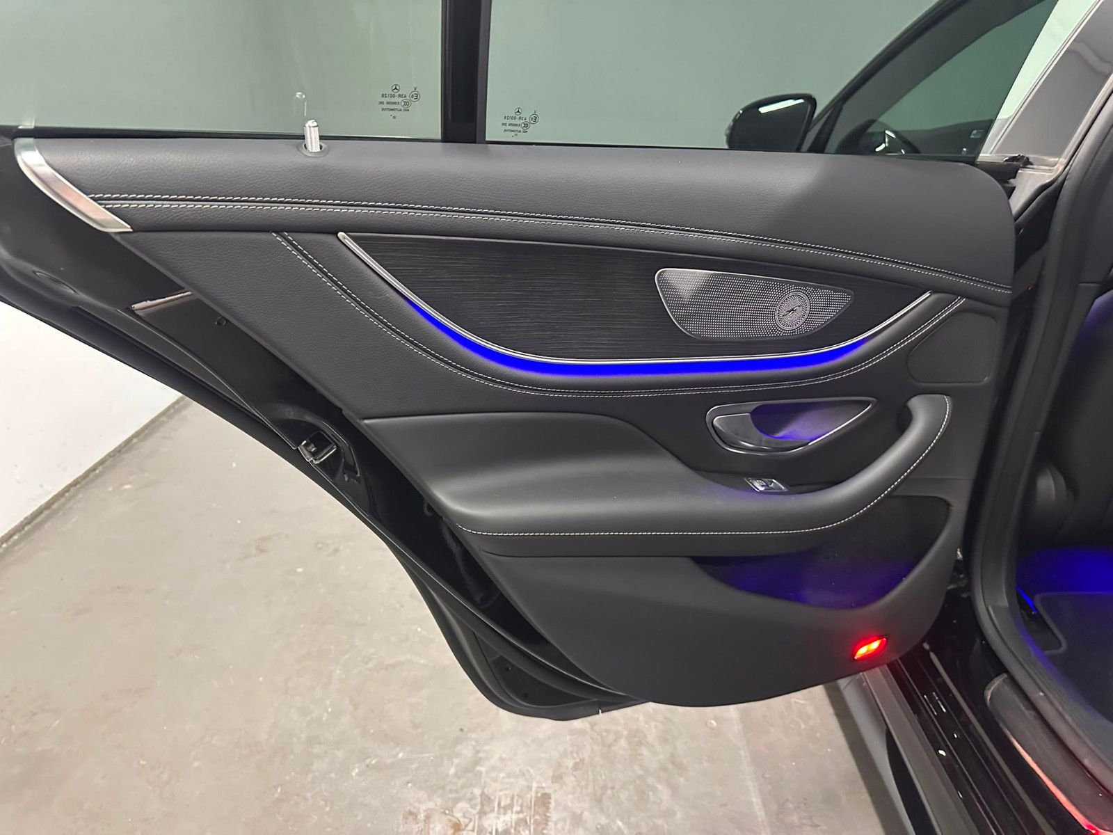 Fahrzeugabbildung Mercedes-Benz GT 63 S E Performance *SHD*KEYGO*NIGHT*SITZKLIMA
