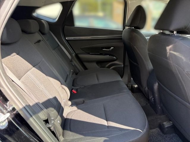 Fahrzeugabbildung Hyundai Tucson Trend Hybrid 2WD el.Heckklappe,AHK,Navi,R