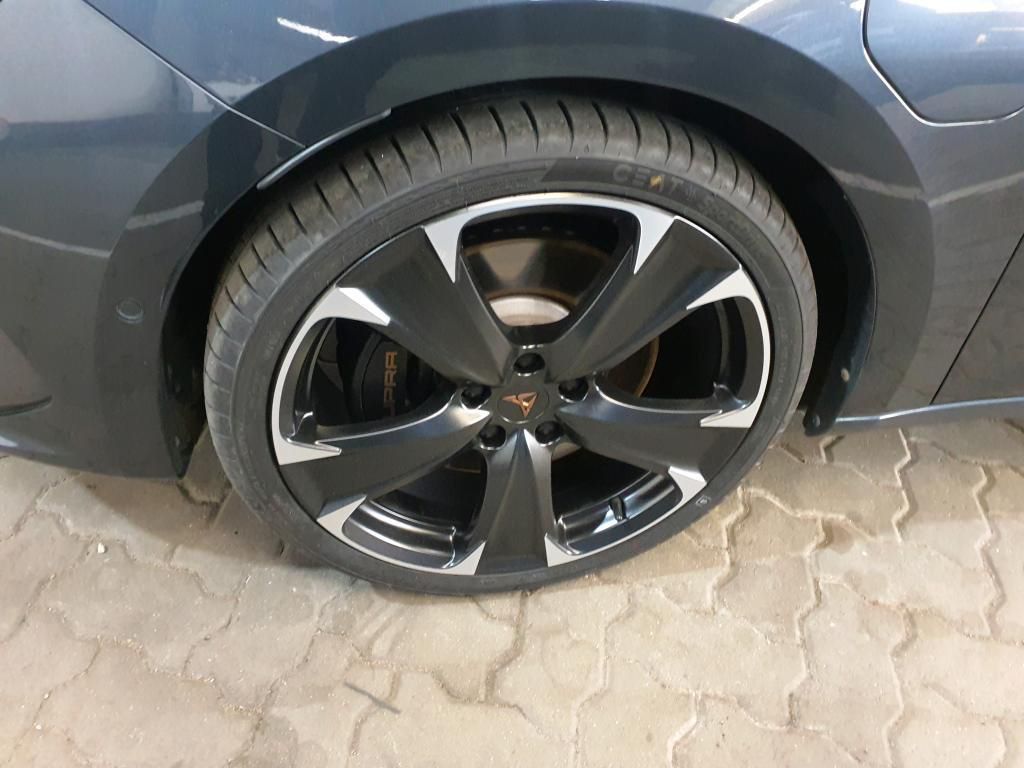Cupra Leon SP 1.4 TSI e-Hybrid 180kW AHK*tempo*PDC*RFK