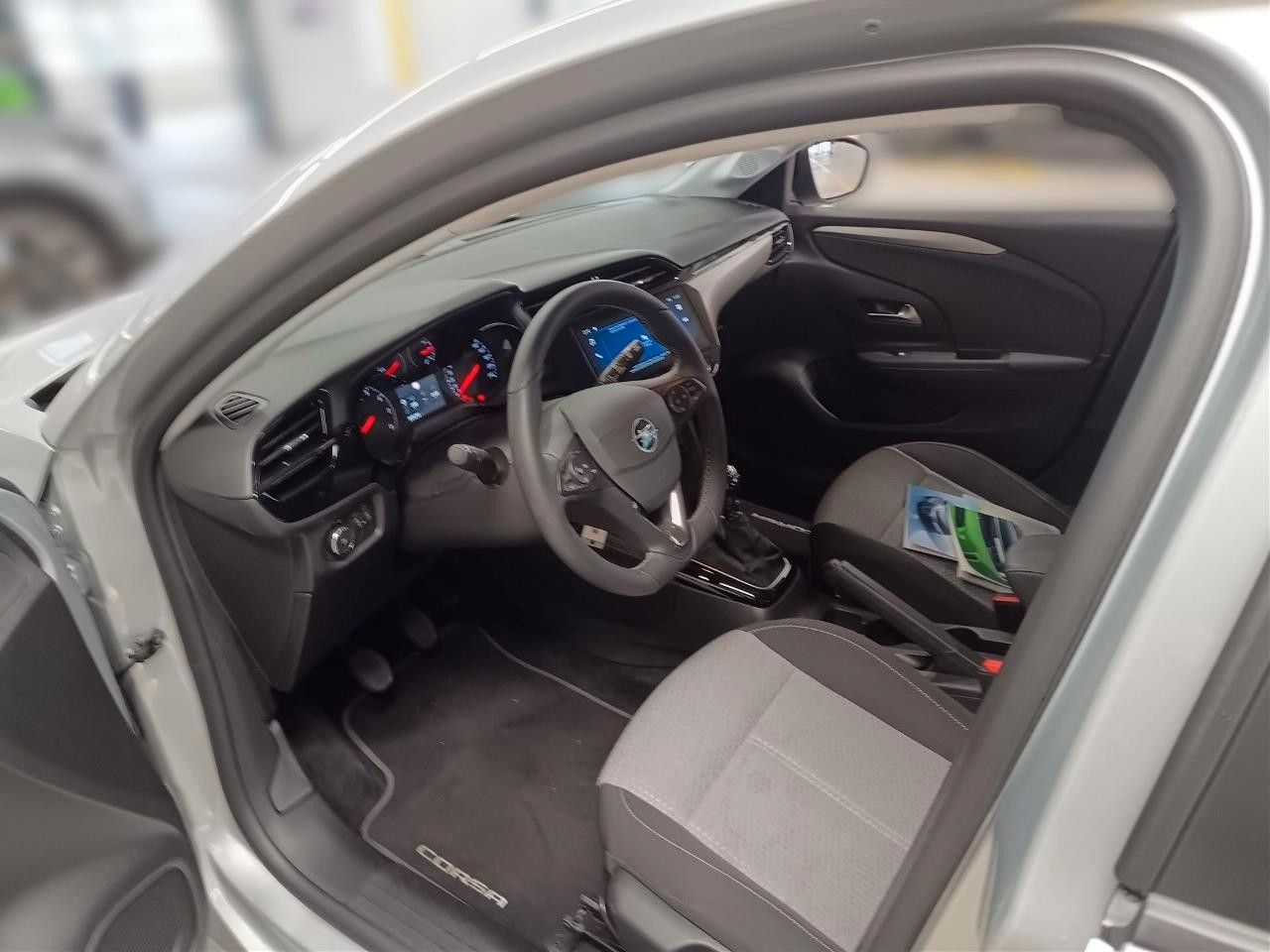 Fahrzeugabbildung Opel Corsa F Edition/Parkpilot/Allwetter/SHZ!