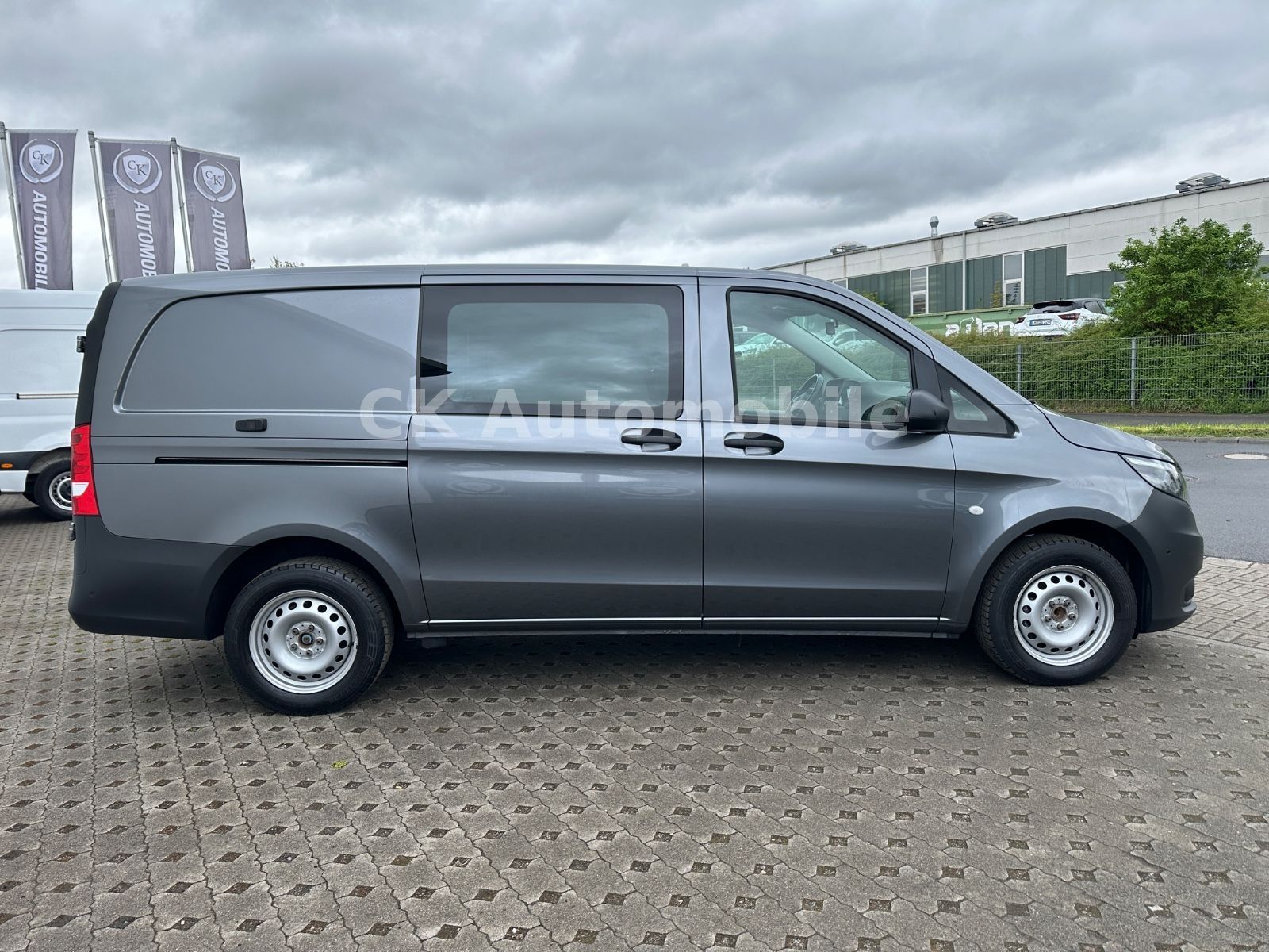 Fahrzeugabbildung Mercedes-Benz Vito Kasten 116 PRO Autom./Navi/Klima/Kamera/AHK
