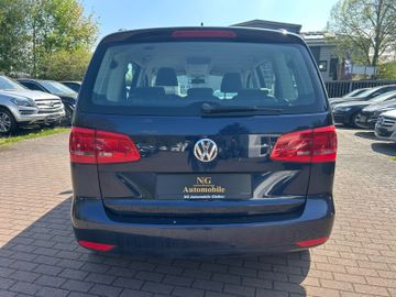 Volkswagen Touran - 5