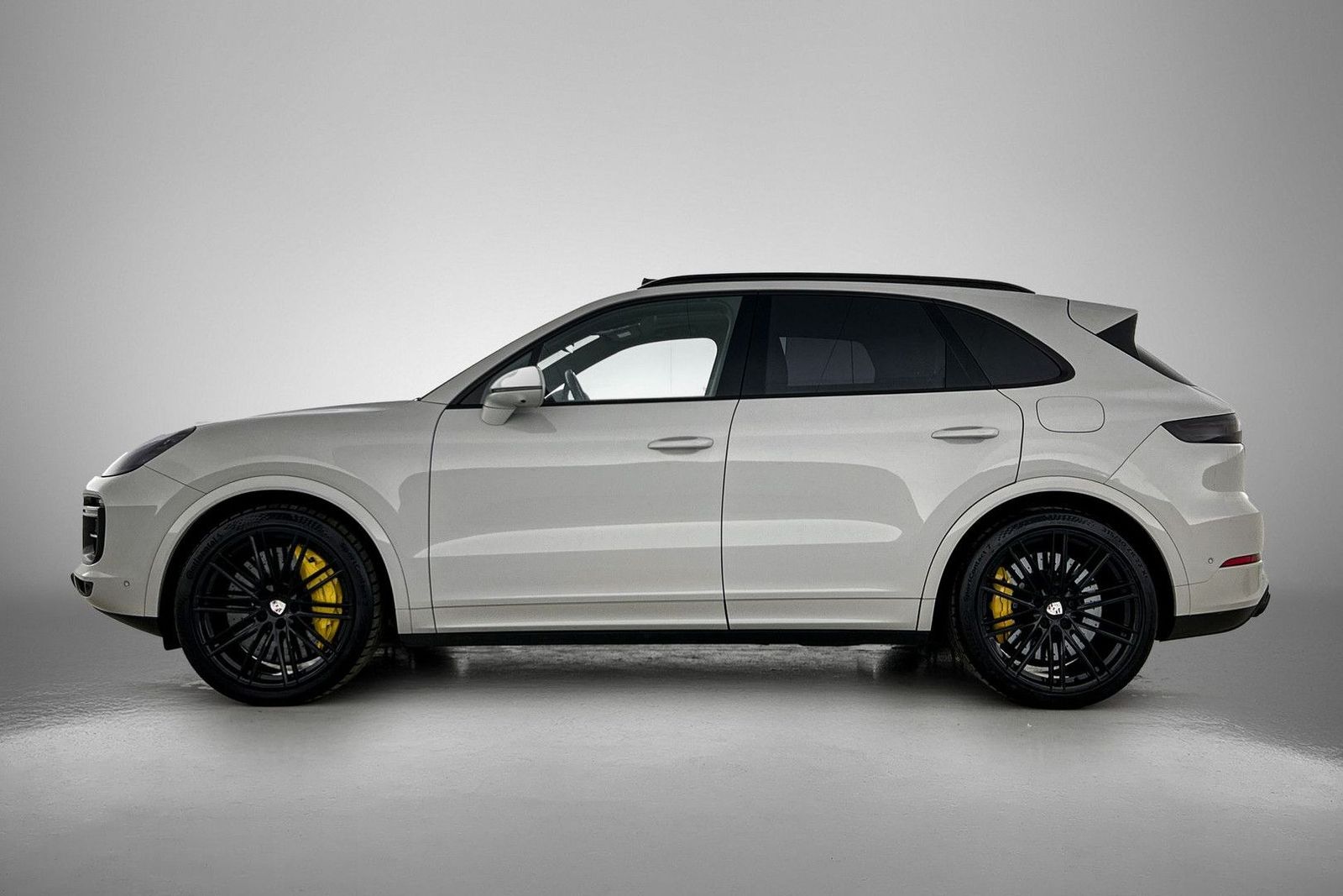 Porsche Cayenne 4.0 Turbo S E-Hybrid SOH 95%, Pano, Kera imagem 2