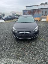 Opel Astra Sports Tourer *TÜV NEU *1.HAND *SCHECKHEFT - Opel aus 2016