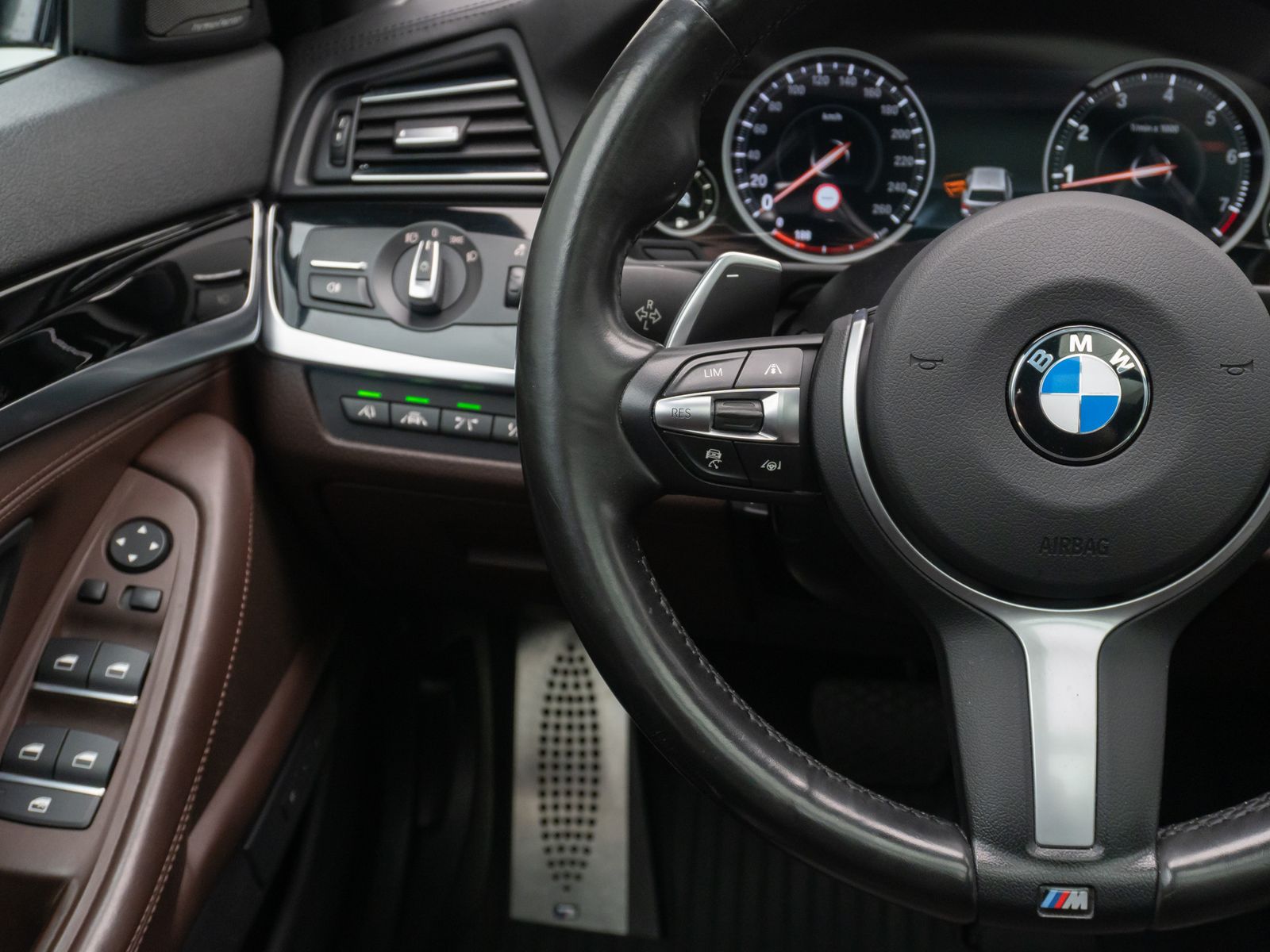 Fahrzeugabbildung BMW M550i 360°NightVis Fond-EntPro TV Panorama Voll