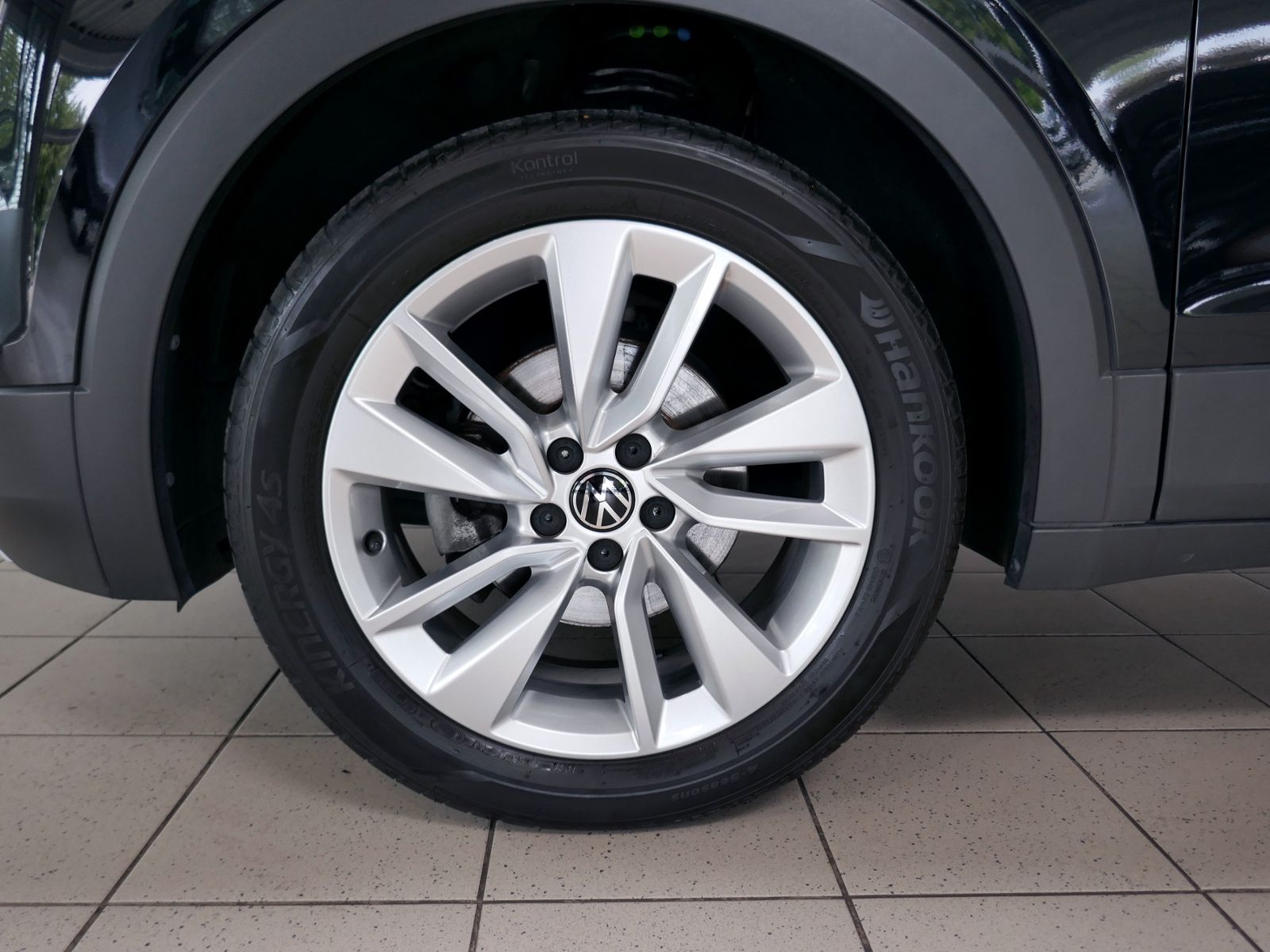 Fahrzeugabbildung Volkswagen T-Cross Life 1.0 TSI DSG | RFK ACC Navi App