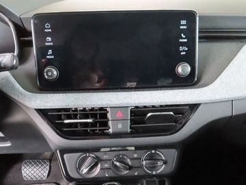 Fotografie 15 des Skoda KAMIQ Selection 1.0 85kw DSG AHK Klima 5J. Garan
