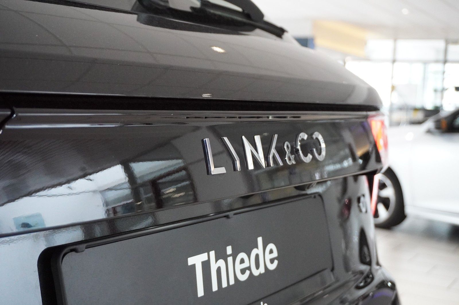 Fahrzeugabbildung Lynk&Co 01 1.5T HEV HYBRID NAVI/LED/SPORT/VIRT./PANO/DAB