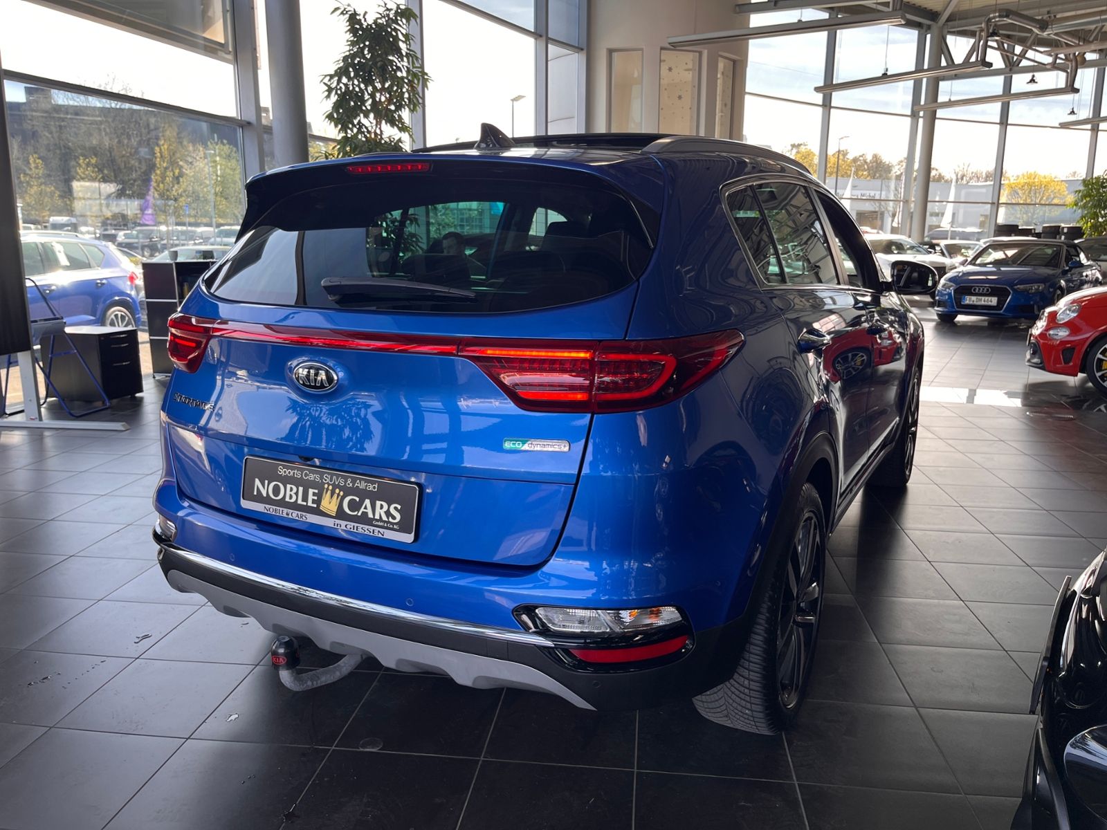 Fahrzeugabbildung Kia Sportage Platinum Edition 4WD AHK LEDER NAV SHZ