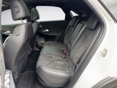 Fahrzeugabbildung DS Automobiles DS 7 Crossback 225 E-Tense Performance Line +