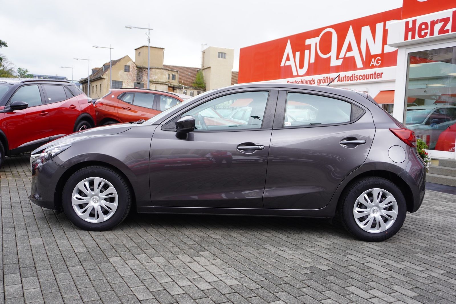 Mazda 2 1.5 Center-Line LED Android Apple DAB Klima imagem 3