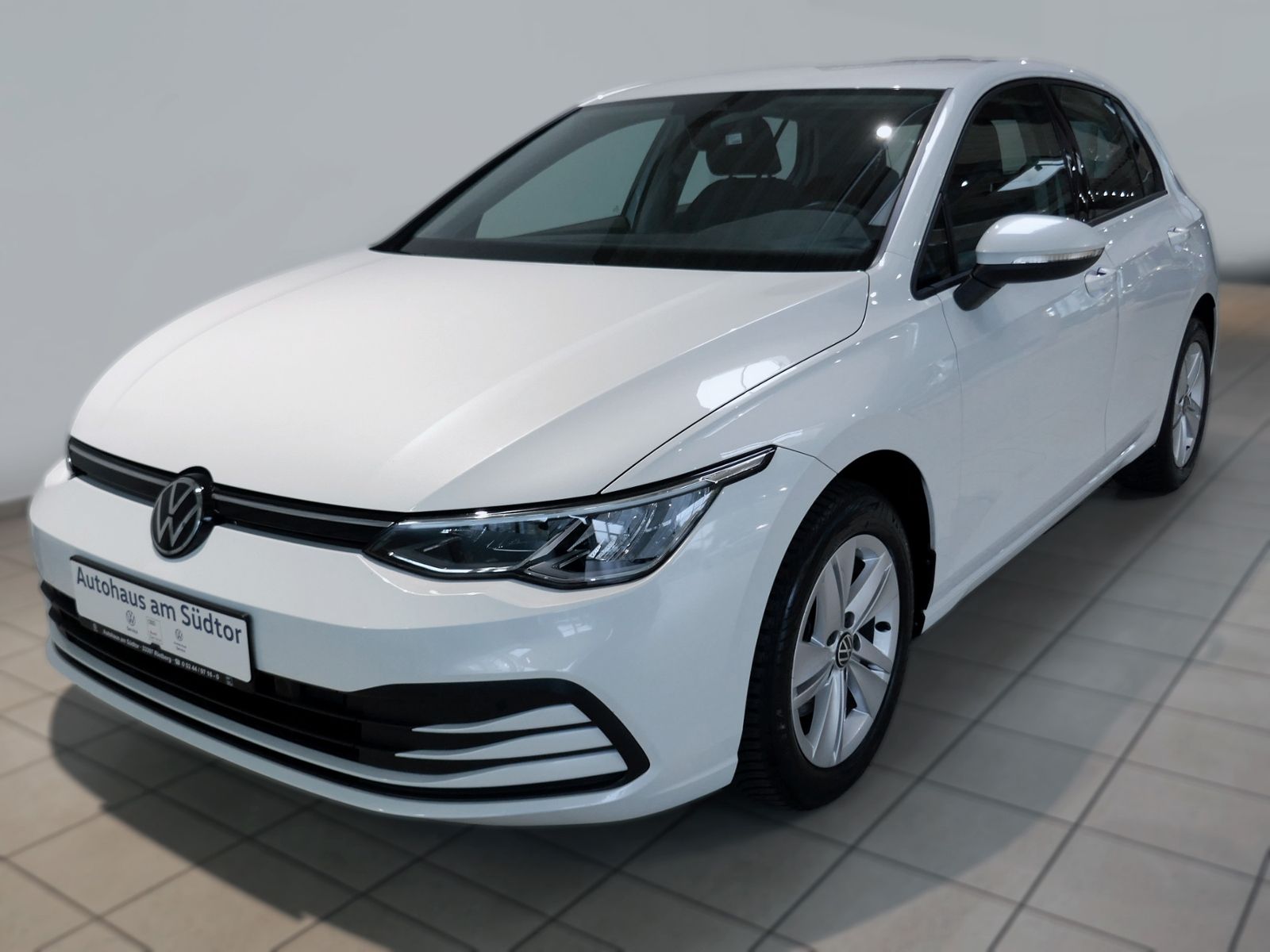 Fahrzeugabbildung Volkswagen Golf VIII Life 2.0 TDI | LED PDC ACC Navi