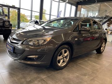 MYAUTOCENTER – Gebraucht- und Jahreswagen mit Werkstattservice in Pfaffenhofen Opel Astra J Lim. 5-trg. Selection *Klima*Navi*SHZ*