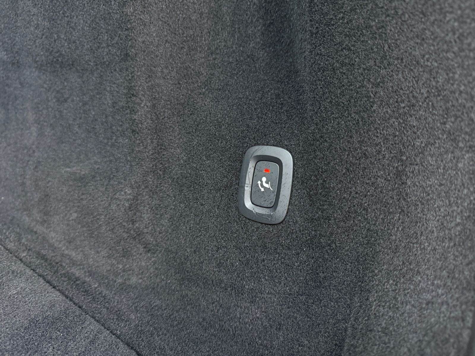 Fahrzeugabbildung Volvo XC60 Momentum Pro AHK LED RFK