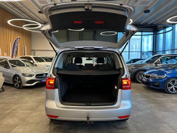 MYAUTOCENTER – Gebraucht- und Jahreswagen mit Werkstattservice in Pfaffenhofen Volkswagen Touran Comfortline BMT *1.HAND*AHK*TEMPO*KLIMA*