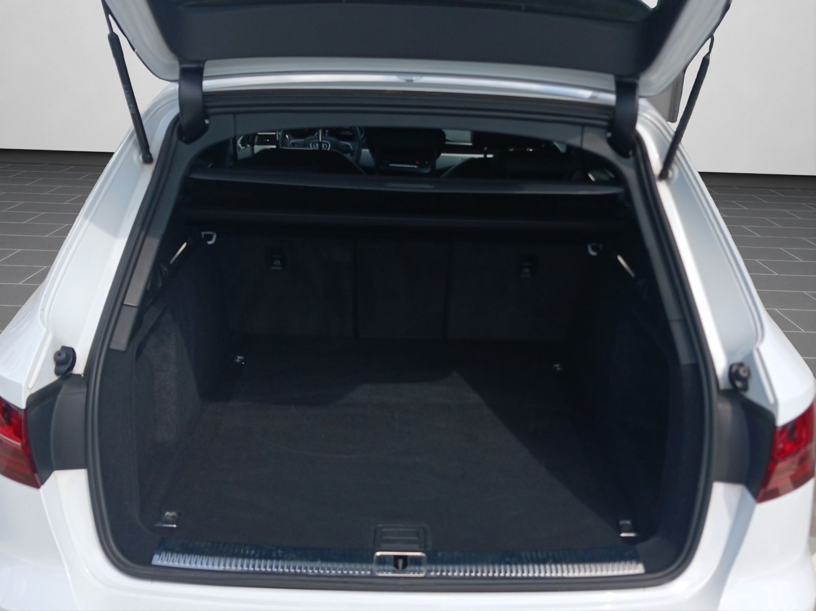 Audi A4 - Bild 15