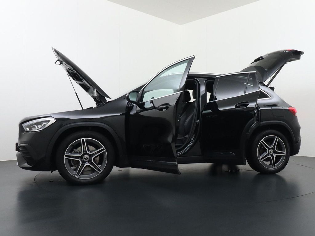 Mercedes-Benz GLA 200 AMG Business Solution | AHK Wegklapbaar