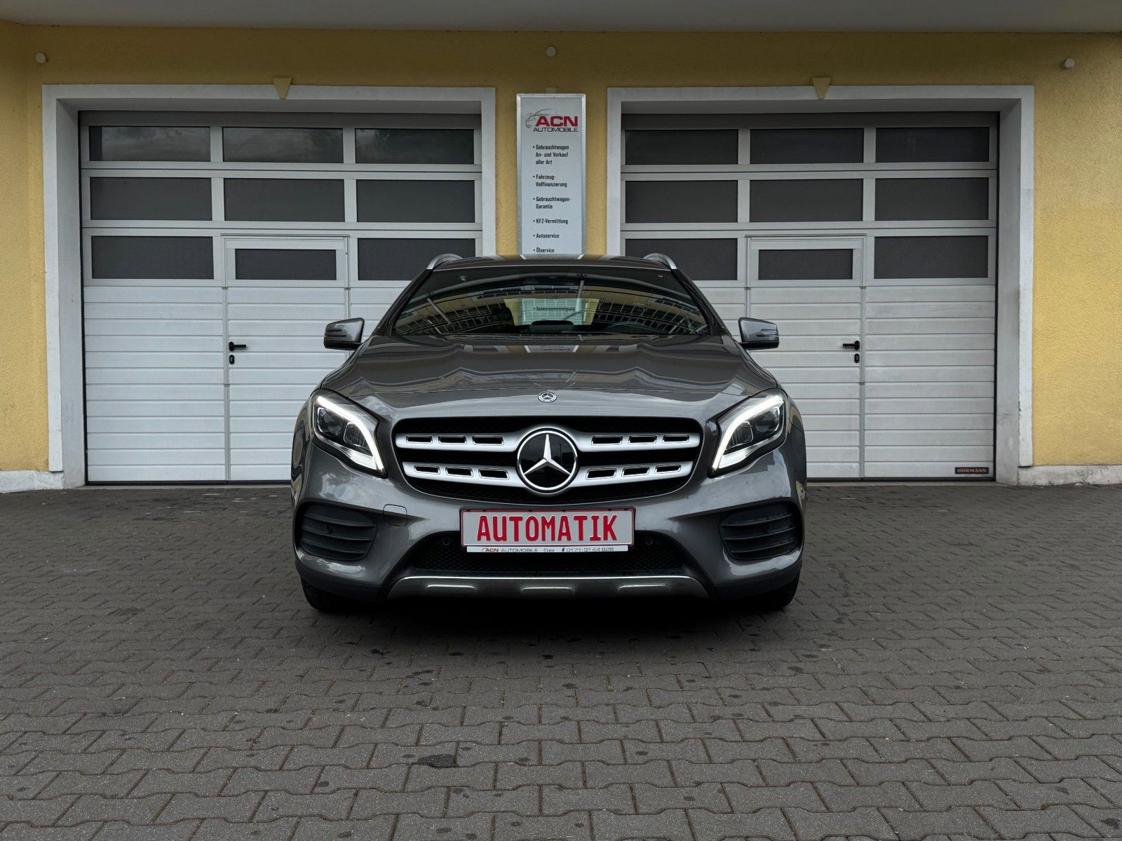 MERCEDES-BENZ GLA 220 AMG-LINE*4Matic*LED*KAMERA