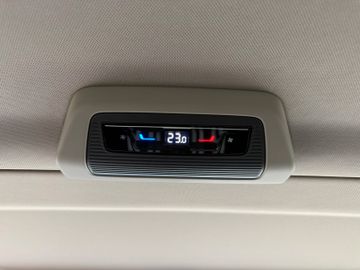 Volkswagen T7 Multivan 2.0TDI DSG Edition CarPlay RFK SHZ