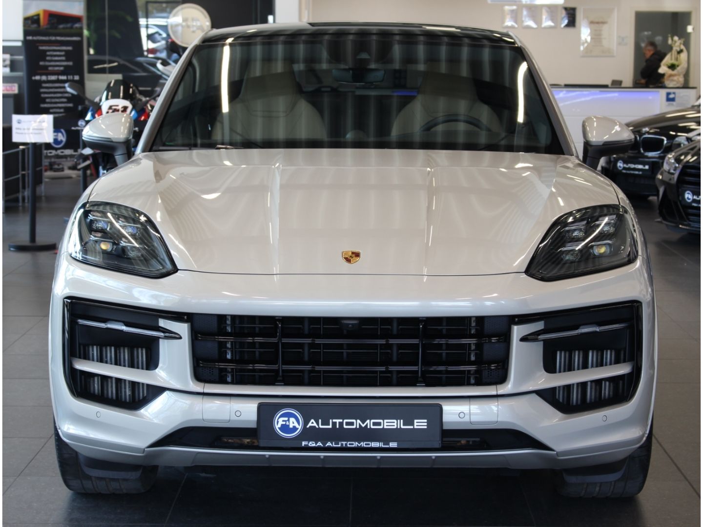 Fahrzeugabbildung Porsche Cayenne S Sport Chrono 1.Hand+Unfallfrei+Standhz
