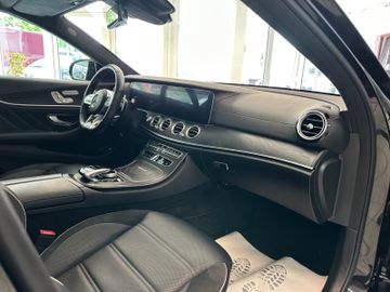 Fahrzeugabbildung Mercedes-Benz E 63S AMG T 4Matic*Keyless*360°Kamera*StHz*HUD*