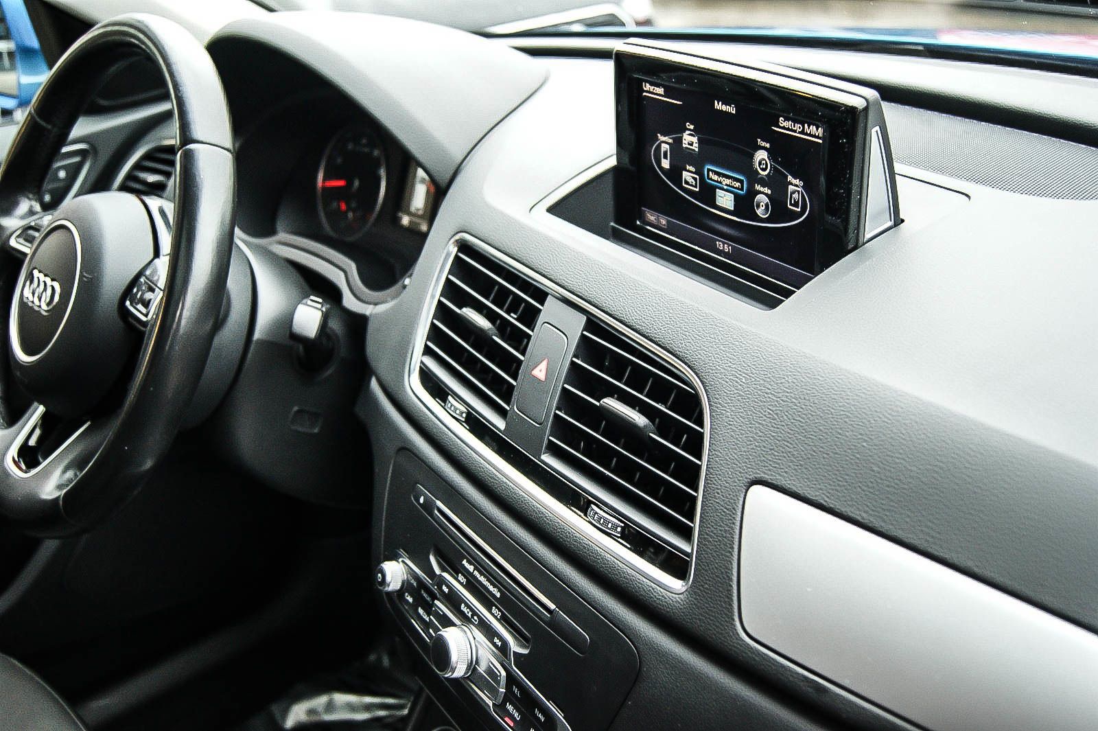 Fahrzeugabbildung Audi Q3 14 TFSI S-LINE PANORAMA LED KAMERA MMI 1.HAND