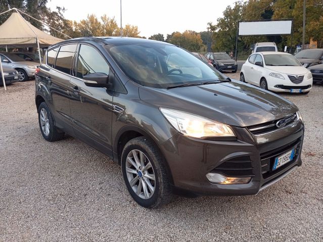 Ford Kuga 2.0 TDCI 150 CV S&S 4WD Powershift Tit