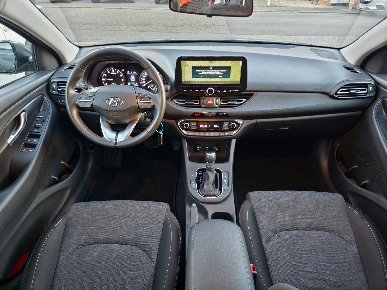 Hyundai i30 ,Mild-Hybrid,LED,Navi,Kamera,Alu,Automatik foto 10