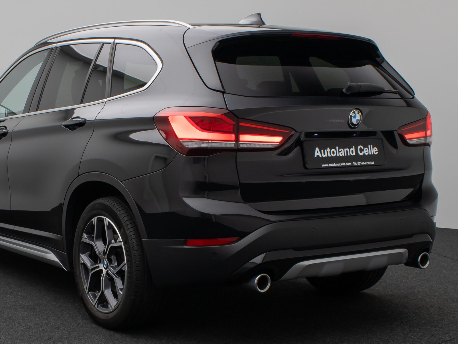 Fahrzeugabbildung BMW X1 xD20i xLine Kamera HUD DAB HiFi Komfort Sport