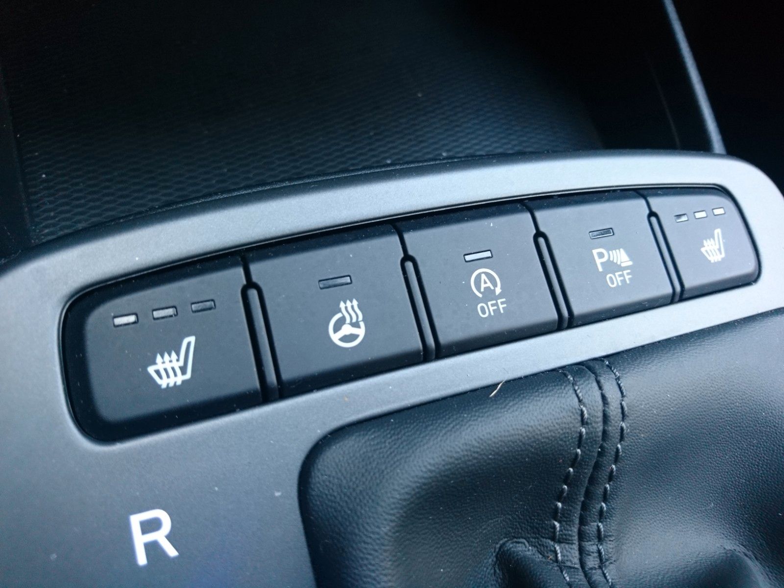 Fahrzeugabbildung Hyundai NEW i10 1.0 Automatik Trend Klima PDC