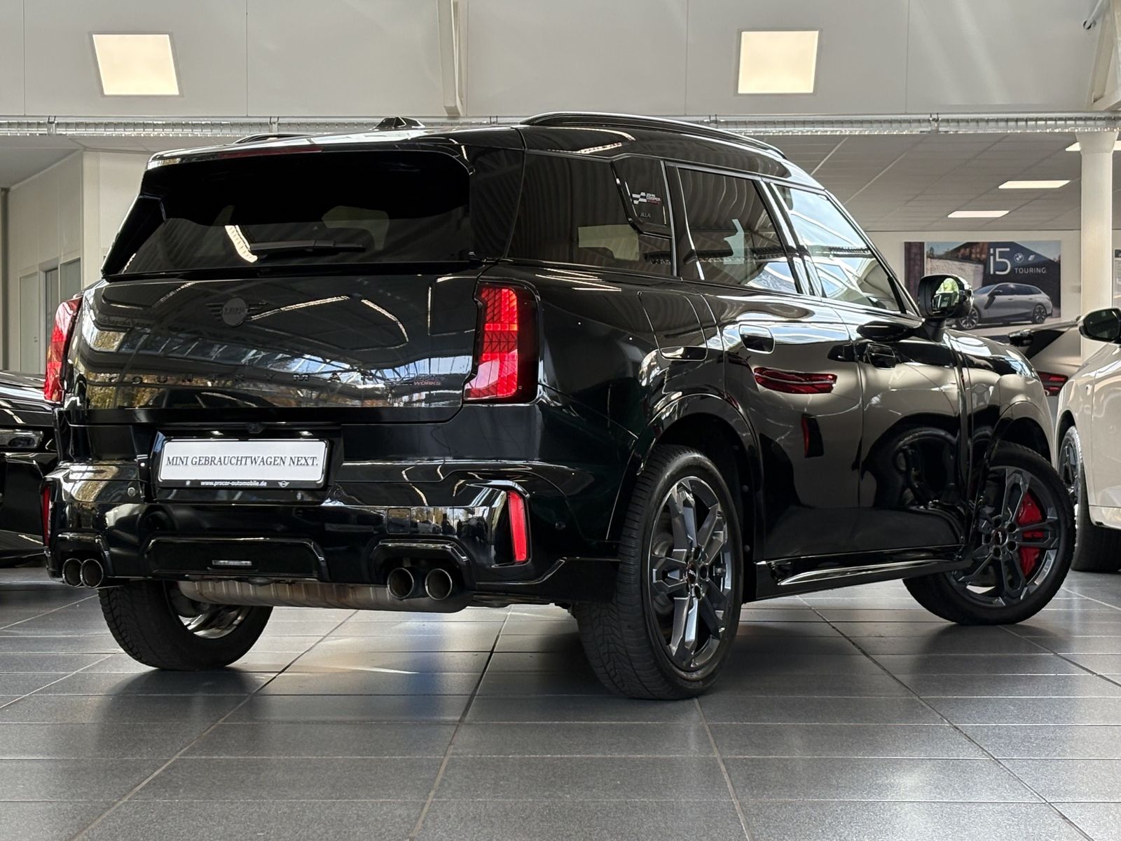 MINI John Cooper Works Countryman - Bild 2