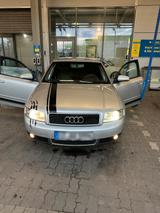 Audi A4 1,9 - Audi A4 mit Diesel-Antrieb: Limousine, 1.9
