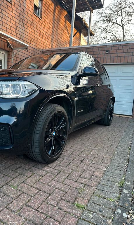 Image of BMW X5