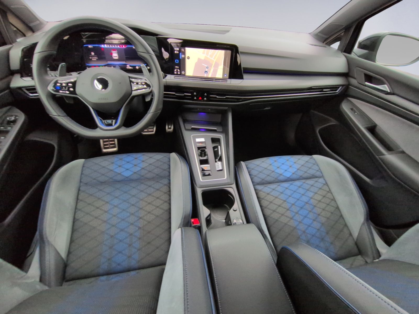 Golf VIII R DRIFT+AKRAPOVIC+VMAX.270KM/H