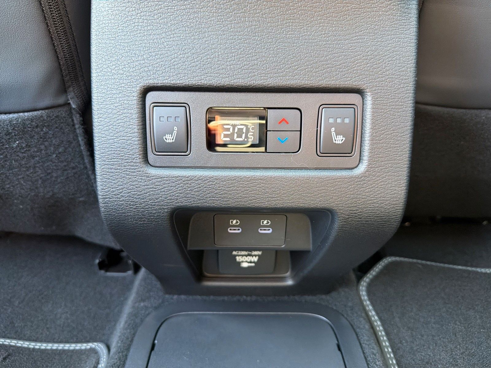 Mitsubishi Plug-in Hybrid Outlander - Bild 30