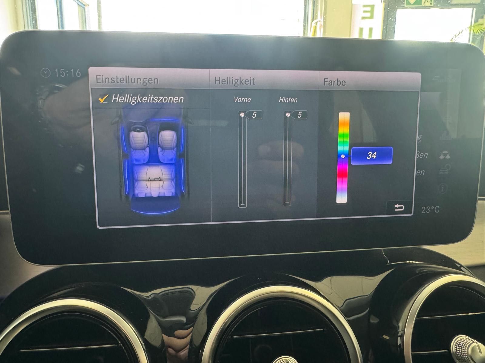 Fahrzeugabbildung Mercedes-Benz C 200 T-Modell AVANTGARDE/AHK/NAVI/KLIMA