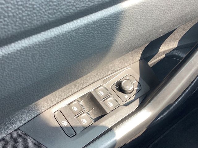 Taigo 1.0TSI Move AHK NAVI AHK ACC MATRIX-LED