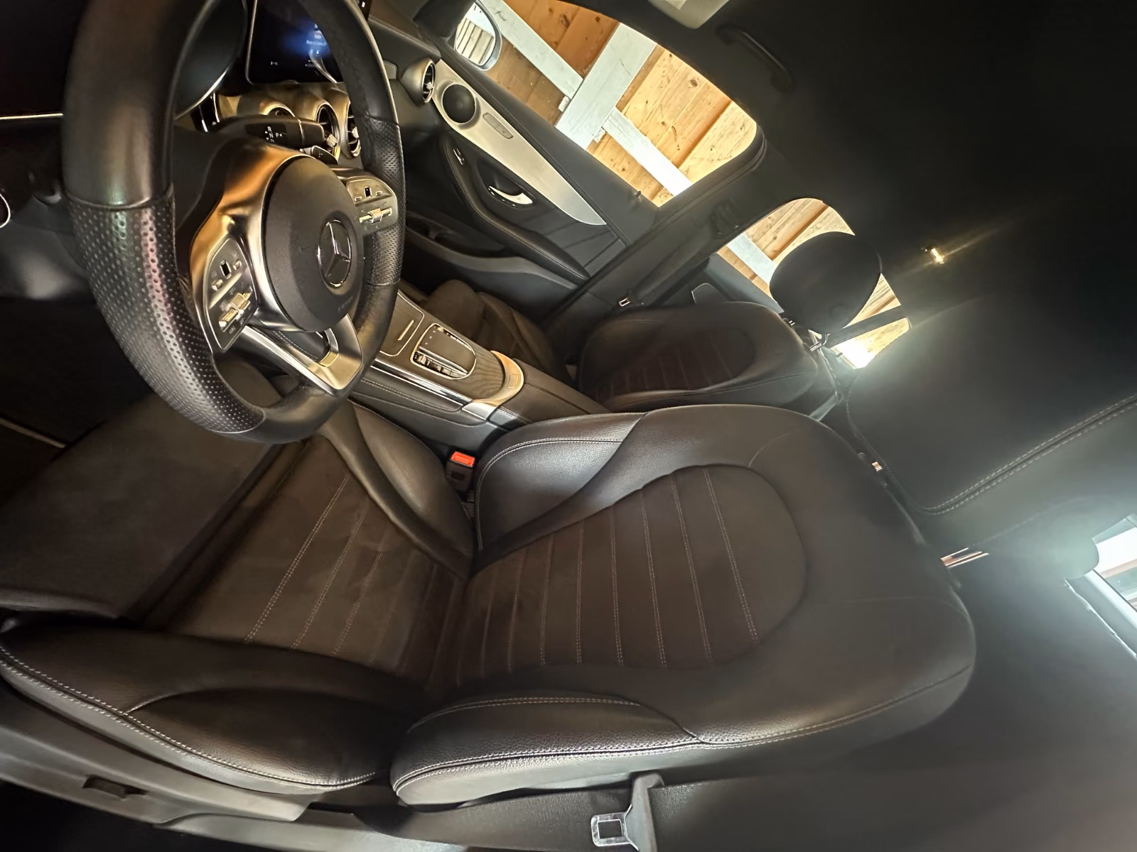 Mercedes-Benz GLC 300 4MATIC Autom. AMG LINE