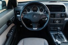 Fahrzeugabbildung Mercedes-Benz E 500 Cabrio AMG Line*Airscarf*
