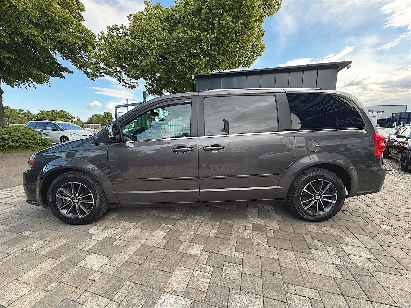 Fahrzeugabbildung Dodge Grand Caravan 3.6 V6 *7 Sitze*Kamera*CarPlay*