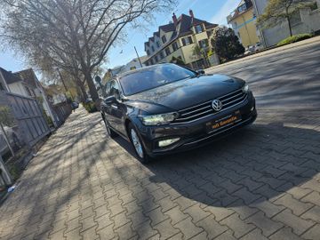 Volkswagen Passat Variant - 4