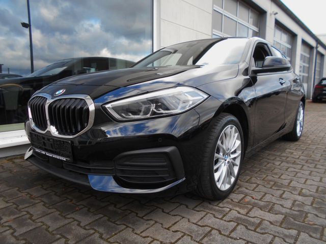 BMW 118iA -NAVI-LED-SITZHEIZUNG-PDC-MFL-DAB-CARPLAY-