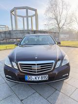 Mercedes-Benz E 250 BlueEFFICIENCY ELEGANCE ELEGANCE - Mercedes-Benz E 250 in Dortmund