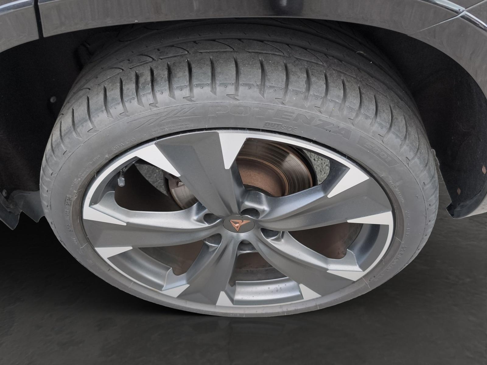 Cupra Ateca 1.5 TSI DSG LED+NAVI+KAMERA+PARKLENK+19